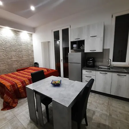 I 4 Leoni Κονβερσάνο